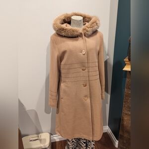 Cecil G Wool & Cashmere  coat, mother of pearl buttons & fox fur, vintage Sz 14